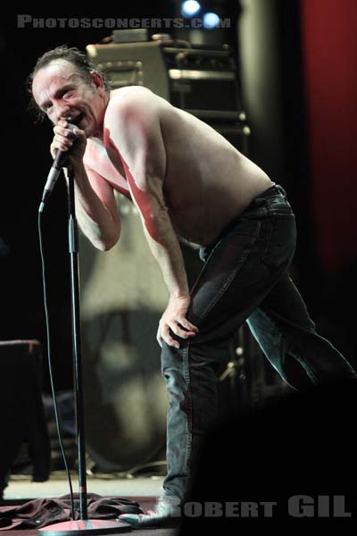 THE JESUS LIZARD - 2009-05-27 - PARIS - Espace Charlie Parker - Grande Halle - David Lambeth Yow